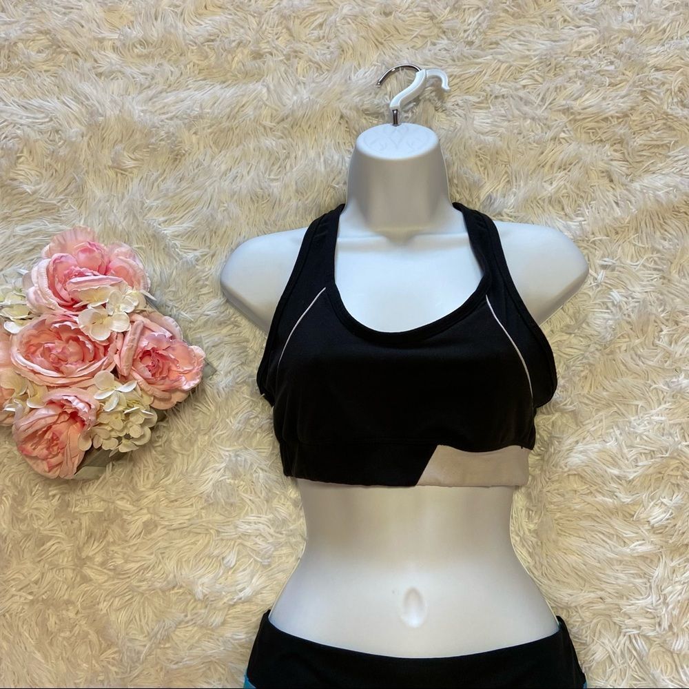 Bally Total Fitness women’s Activewear Workout black  white Sports Bra, size M